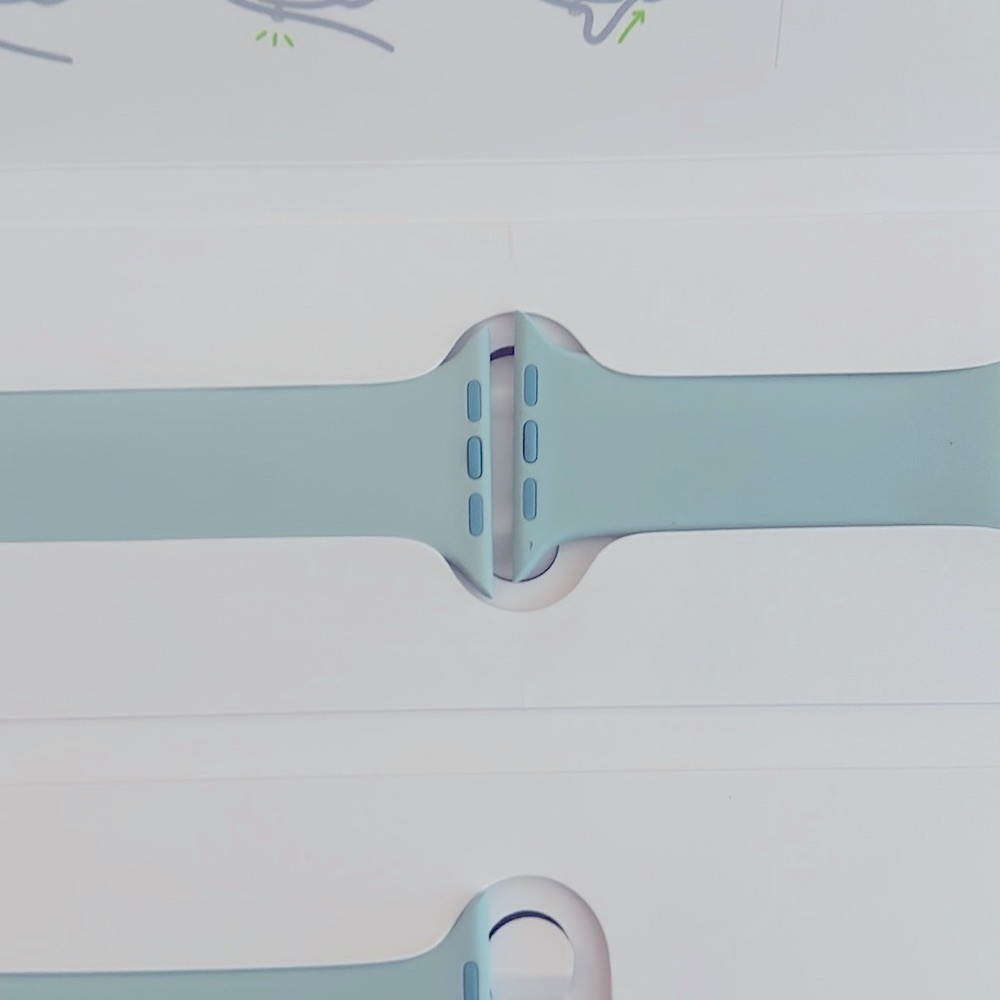 Apple Mint Green Wristband - Picture 3 of 12